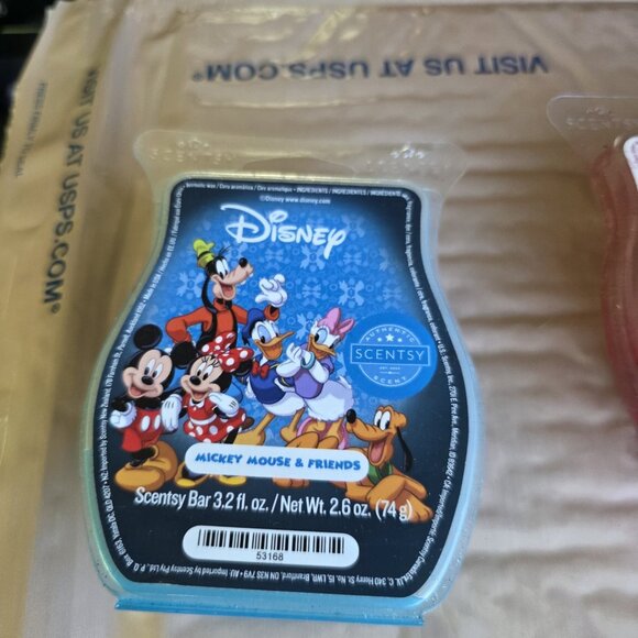 Scentsy wax bars Lot Of Three Disney & friends, Lady & Tramp, Iced Pine Scents - Picture 2 of 8
